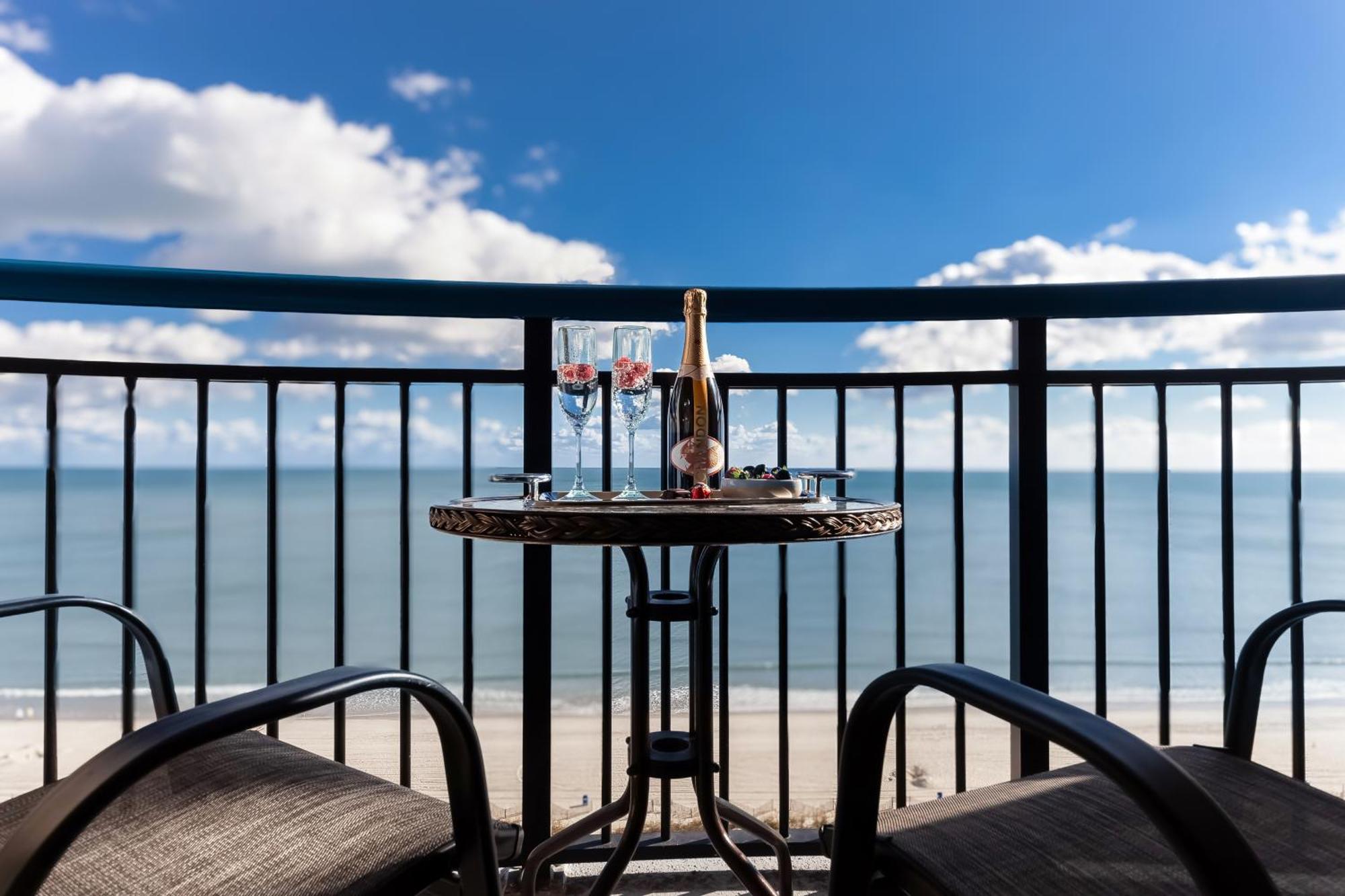 Appartamento Oceanfront Bliss, Amazing Views! 1235B Myrtle Beach Esterno foto